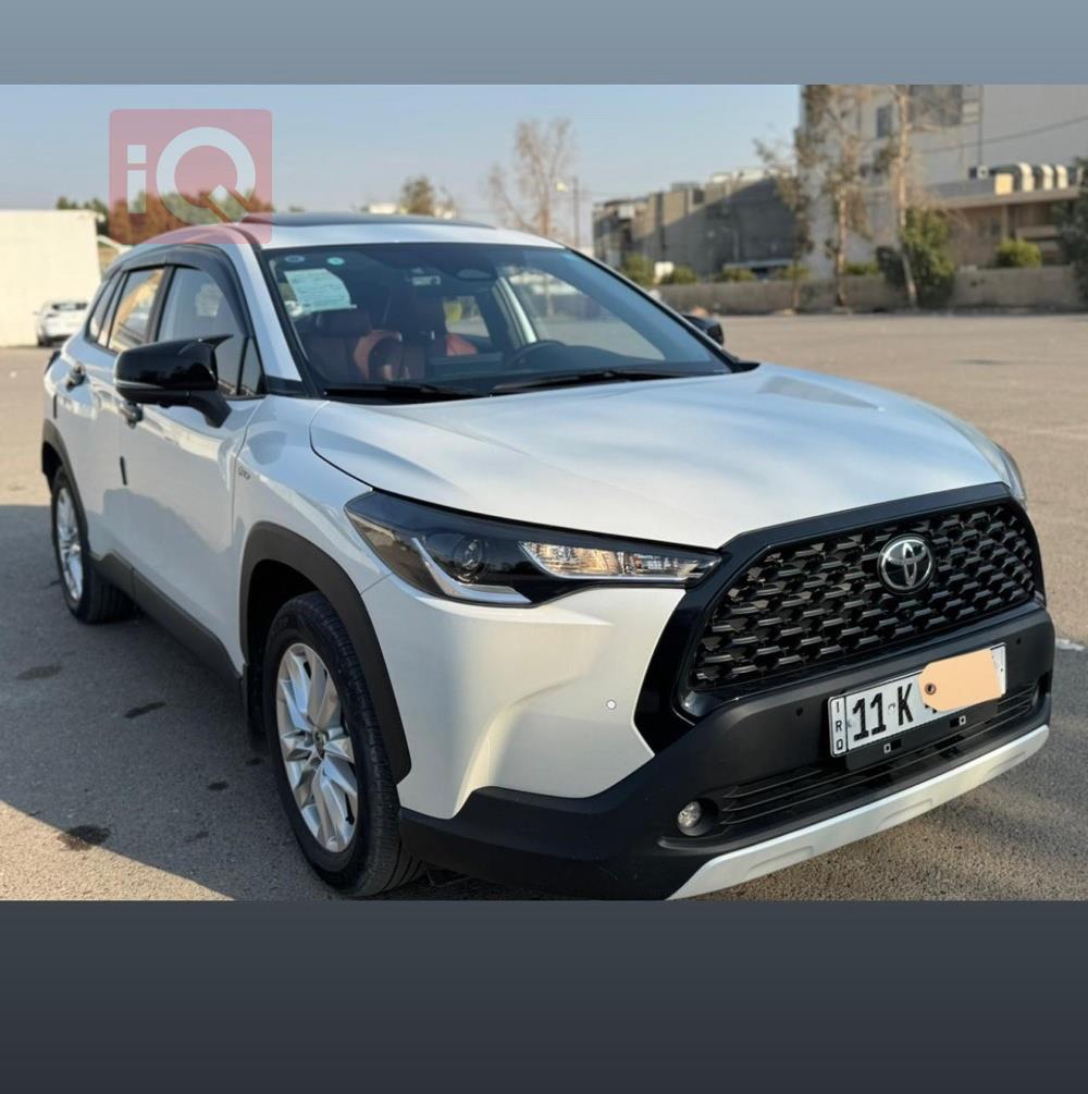 تۆیۆتا کۆرۆلا کرۆس